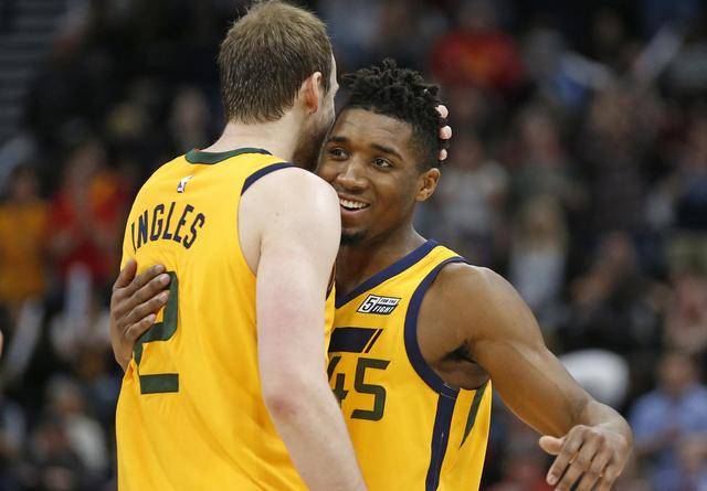 首节用假手 首节用假手