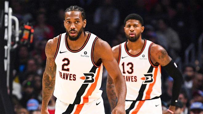 从侧翼攀爬 从侧翼攀爬